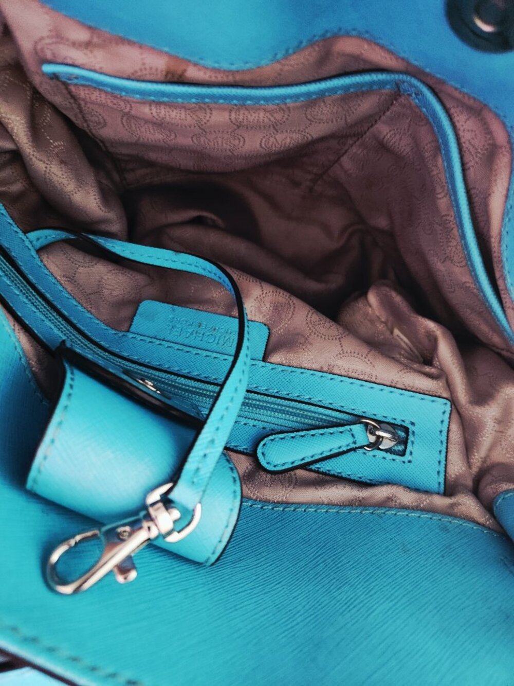 Michael Kors Hamilton Turquoise Shoulder Bag - Picture 10 of 10